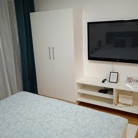 Citystay - Modern With Garage *